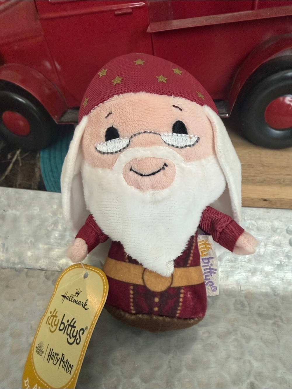 Dumbledore Plush – Red and White